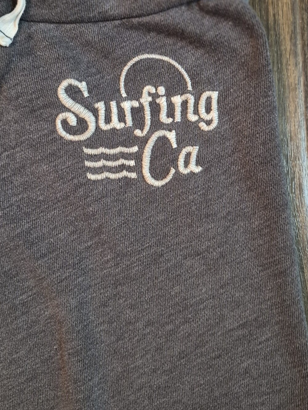 Hollister Gray Surfing Ca Joggers View 3